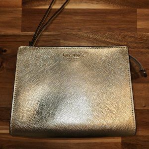 New without tags - Kate Spade Spencer Metallic Wristlet in Gold